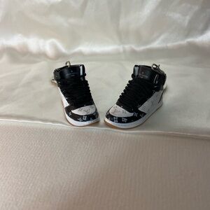Fashion Mini Sneaker Keychain